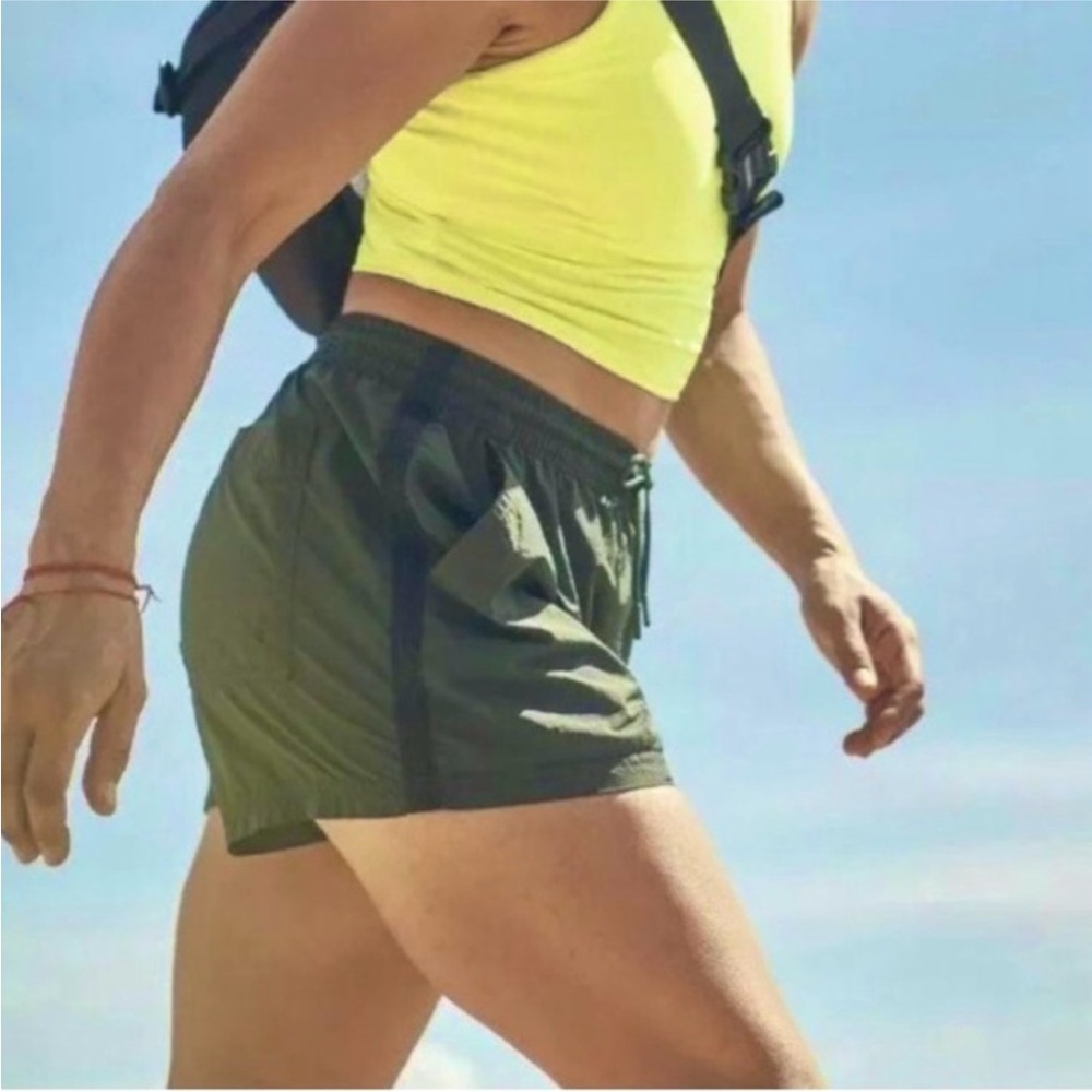 Athleta Expedition Tuscan Olive Green Women's Casual Hiking Shorts